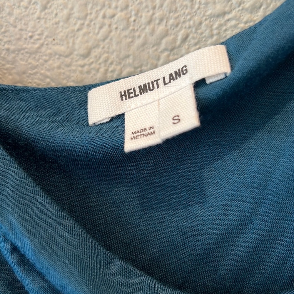 The softest cotton dress that hugs your body. So comfortable yet fancy.